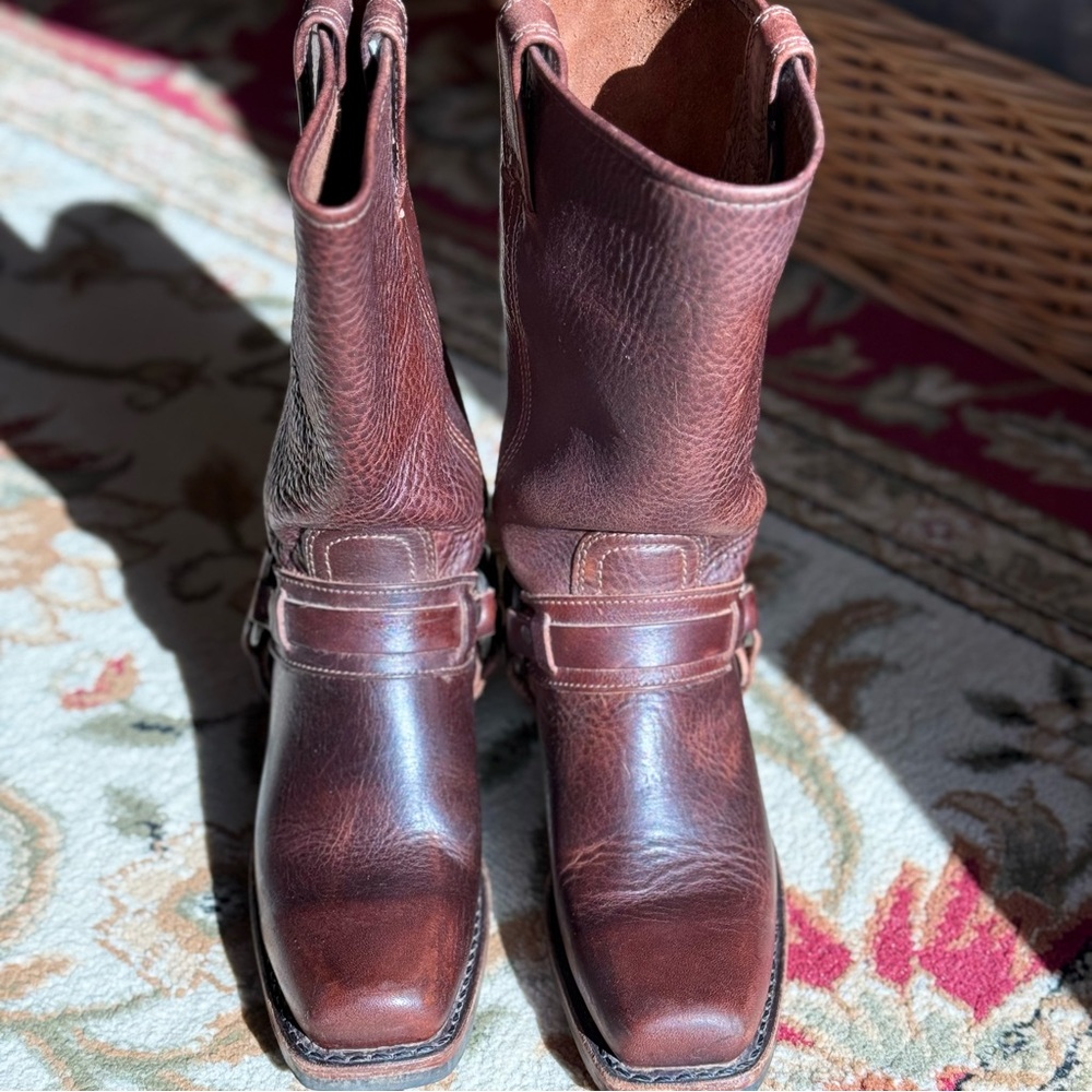 Frye Brown Leather Heeled Boots - Picture 8 of 10